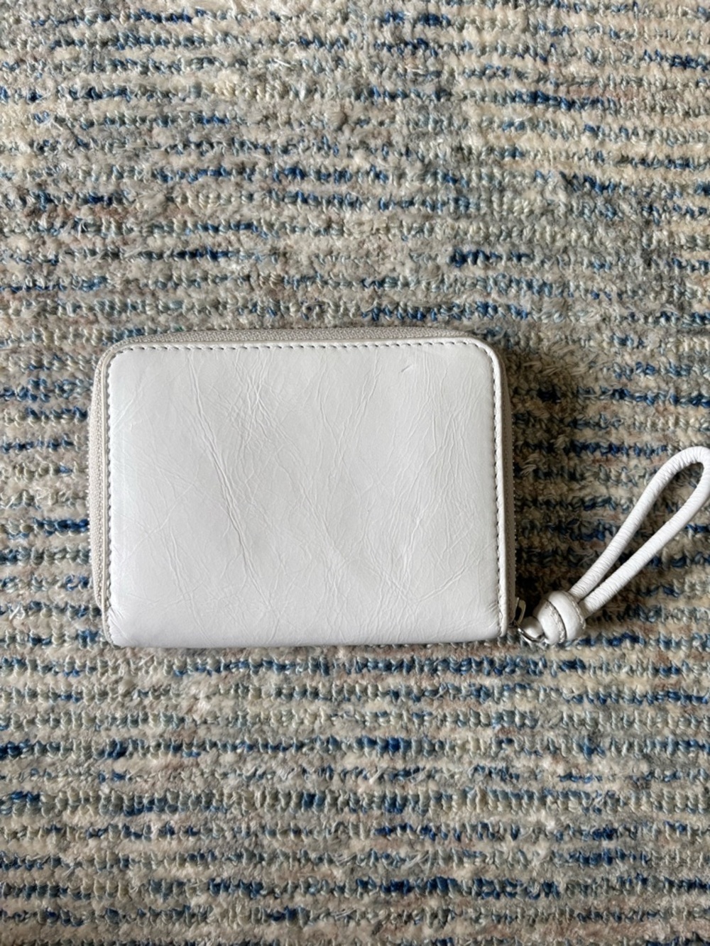 Banana republic Compact White Zip Wallet
